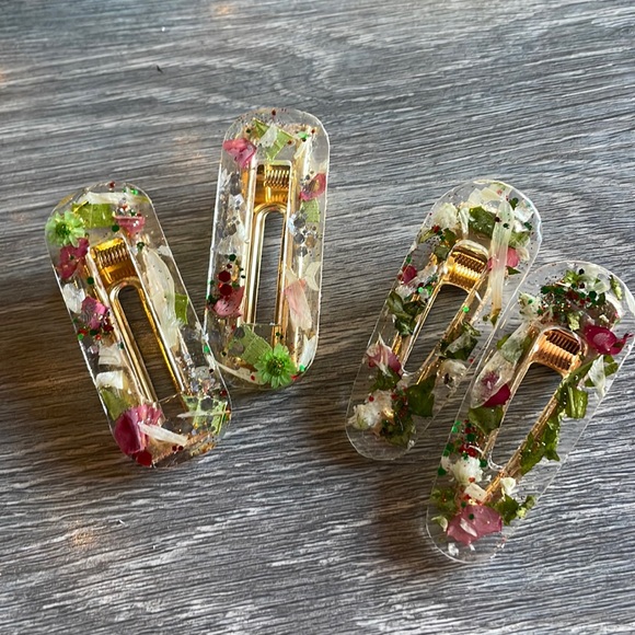 XMAS Handmade Festive Pressed Flower Holiday 2 set Alligator Hair Clips Triangle - Picture 9 of 10